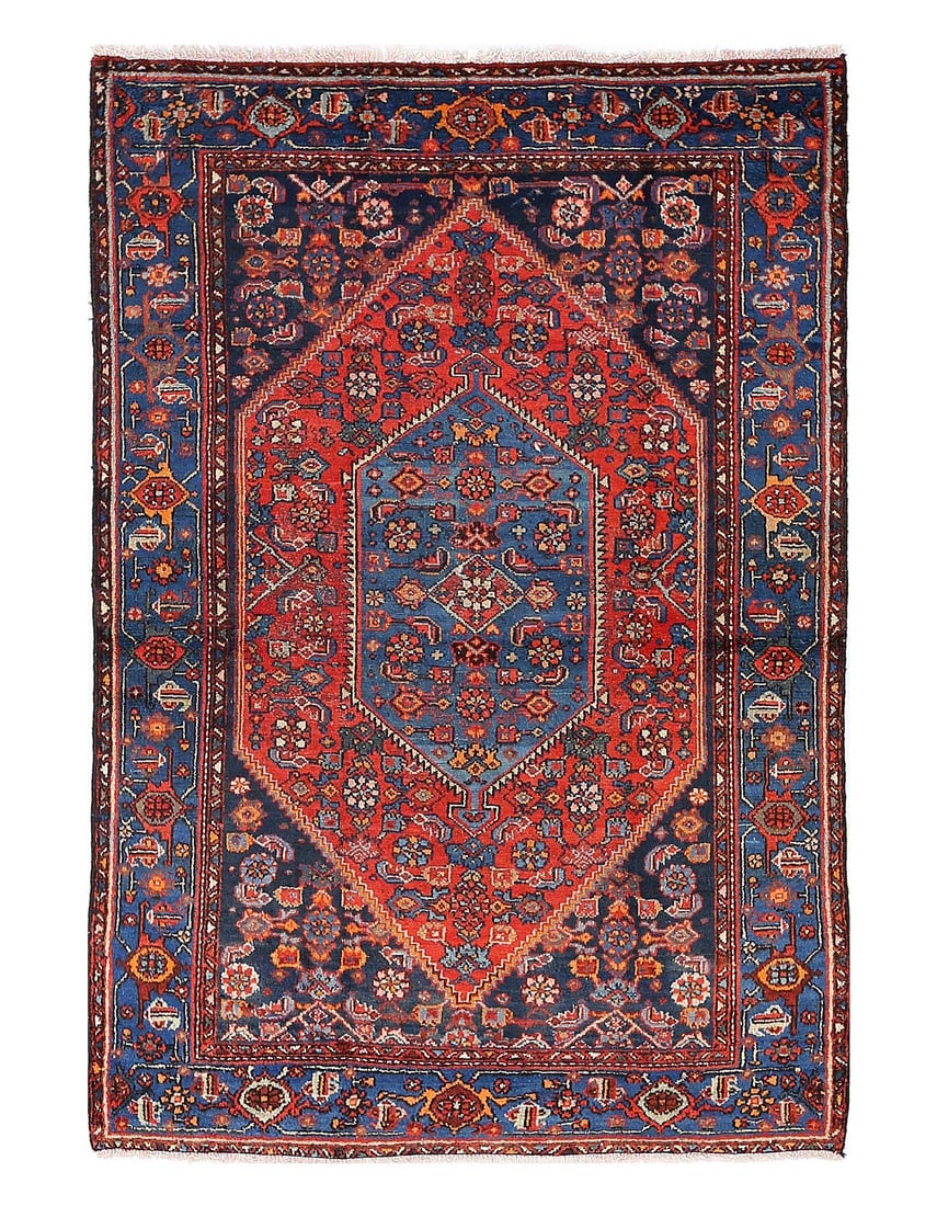 Fine Hand knotted Persian Bidjar rug 4'X 6'3": Fine Hand knotted Persian Bidjar rug 4'X 6'3" - Circa 1920, Bidjar, Hand-Knotted, Lamb's Wool, 300 -D13622- 862.This item is part of our fine auction collection which includes many fine home accessori