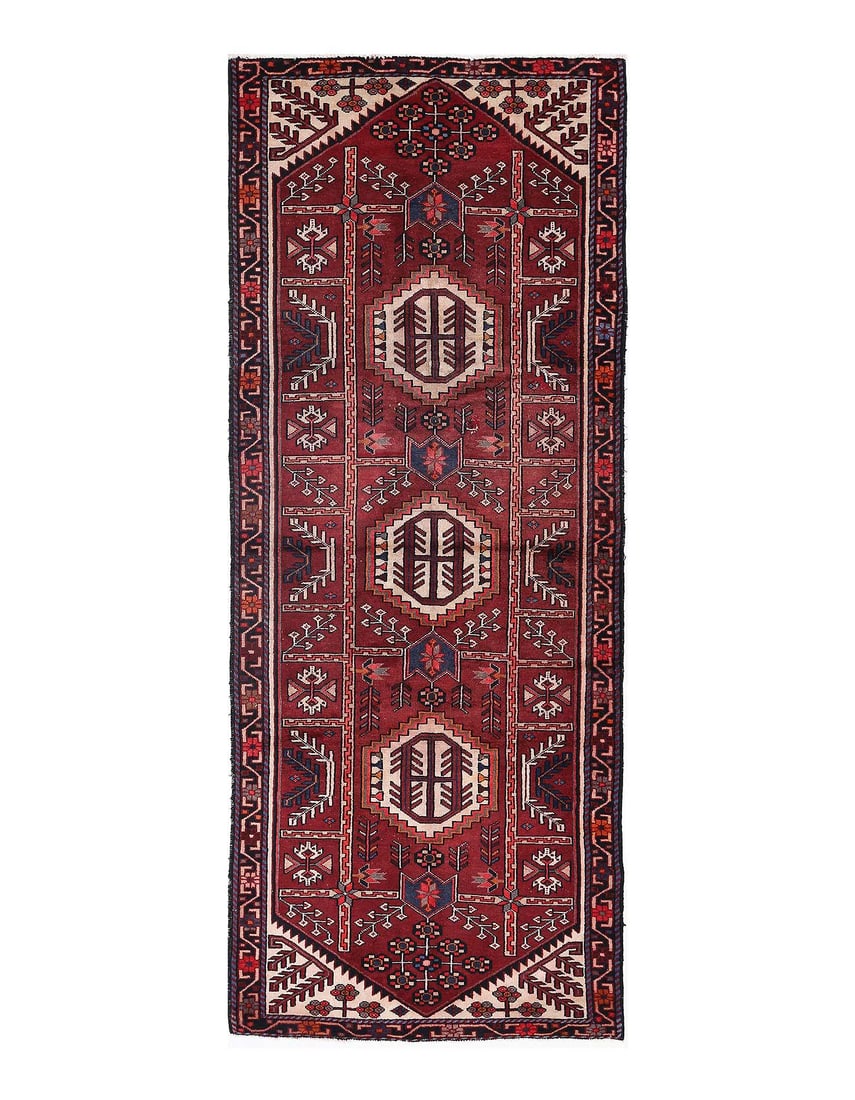 Fine Hand knotted Persian Bakhtiari Vintage3'9"x9'9": Fine Hand knotted Persian Bakhtiari Vintage3'9"x9'9" - circa 1950, Bakhtiari, Hand-Knotted, Lamb's Wool, 300 -D14018- 862.This item is part of our fine auction collection which includes many fine home