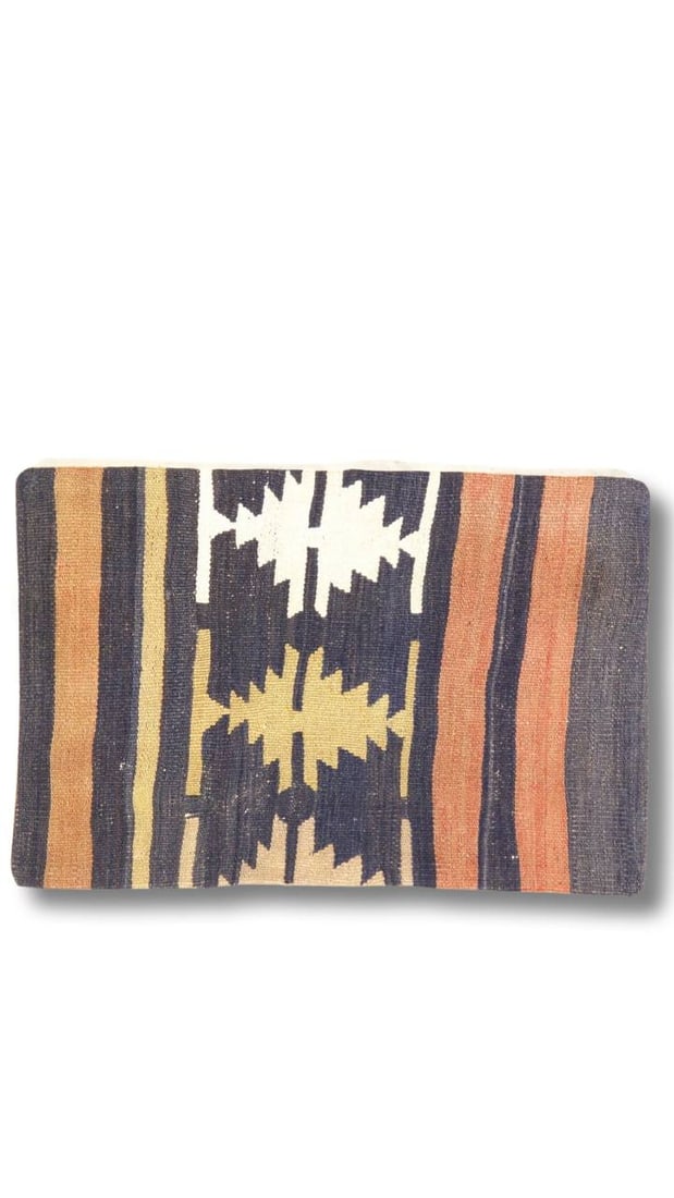 Vintage Hand Knotted kilim Pillow 16" x 24": Vintage Hand Knotted kilim Pillow 16" x 24" - vintage, Traditional, Handmade , wool, 300 -K 52- 862.This item is part of our fine auction collection which includes many fine home accessories including