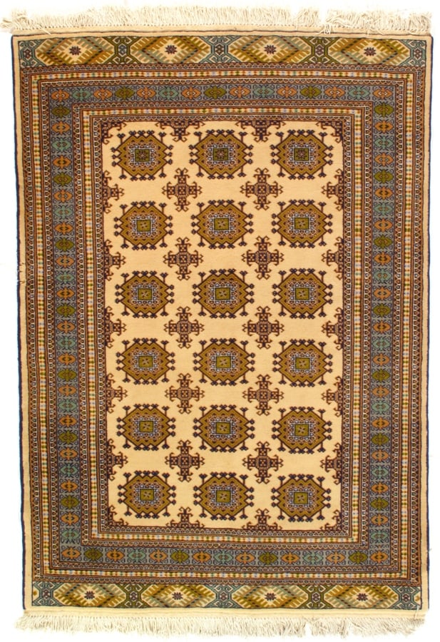Fine Hand knotted Vintage Turkman size 5'3"X 6'5": Fine Hand knotted Vintage Turkman size 5'3"X 6'5" - circa 1970, Turkaman, Hand-Knotted, Lamb's Wool, 300 -52206- 862.This item is part of our fine auction collection which includes many fine home acce