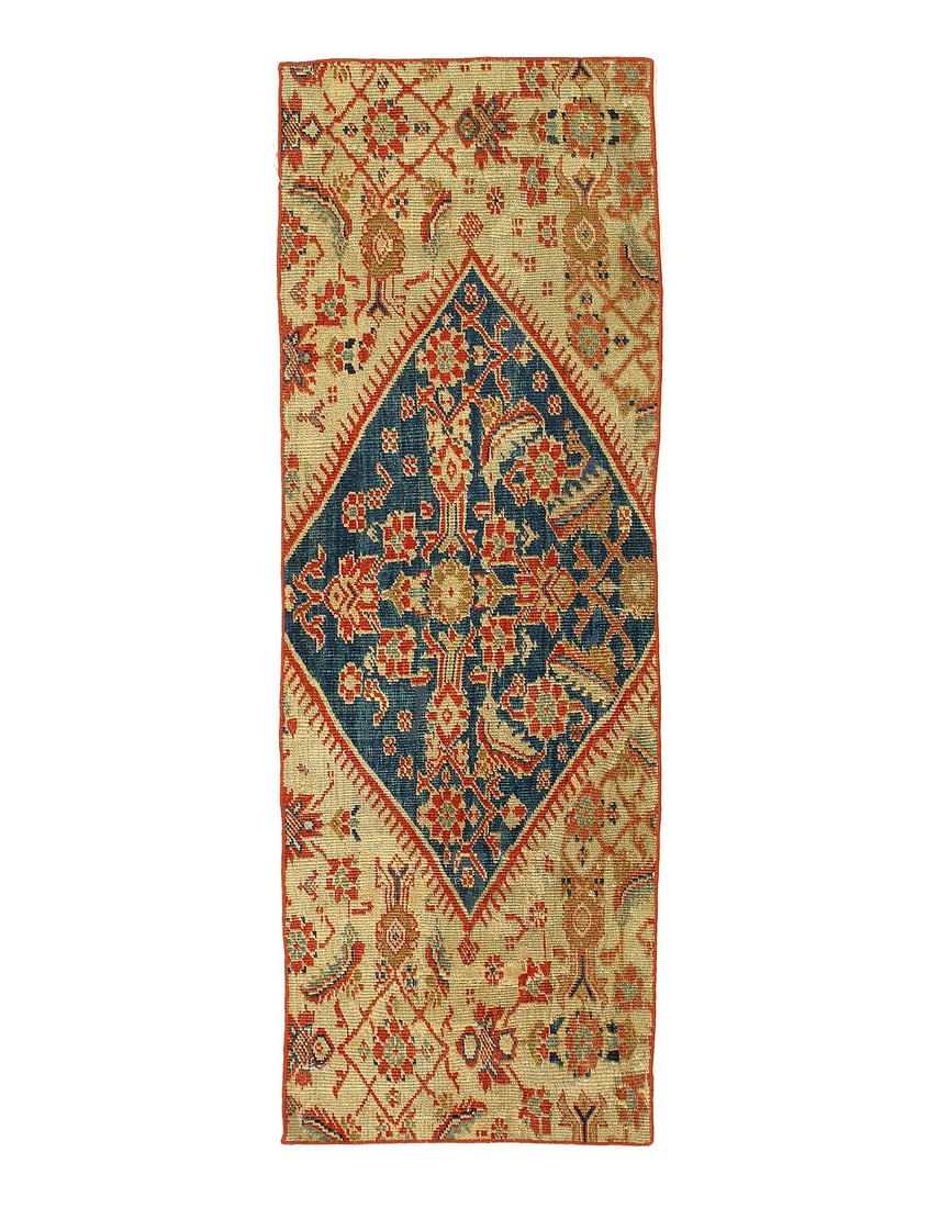 Fine Hand knotted Persian Antique Sultanabad 1'11'' X 5'6'': Fine Hand knotted Persian Antique Sultanabad 1'11'' X 5'6'' - 1900, Sultanabad, Hand-Knotted, Lamb's Wool, 300 -D12605- 862.This item is part of our fine auction collection which includes many fine ho