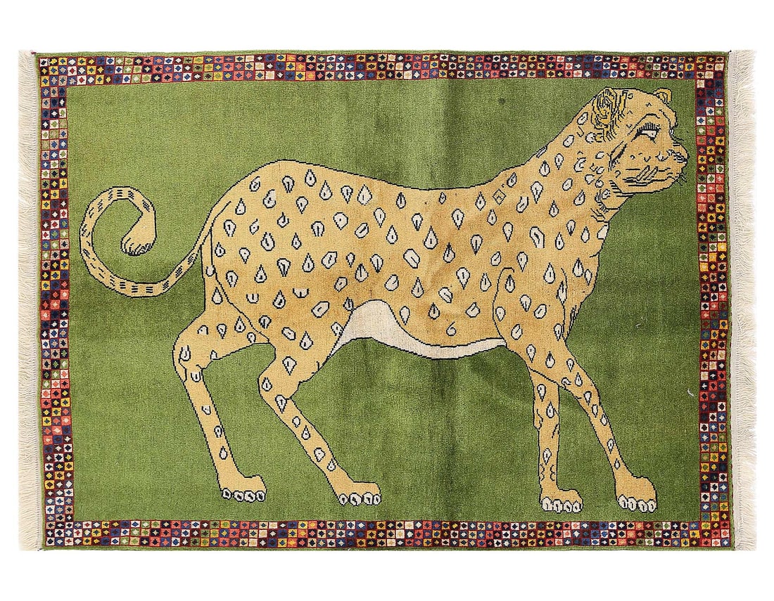 Light Green Fine Hand knotted Persian Shiraz 3'5'' X 4'9'': Light Green Fine Hand knotted Persian Shiraz 3'5'' X 4'9'' - New, Shiraz, Hand-Knotted, Lamb's Wool, 300 -D13360- 862.This item is part of our fine auction collection which includes many fine home