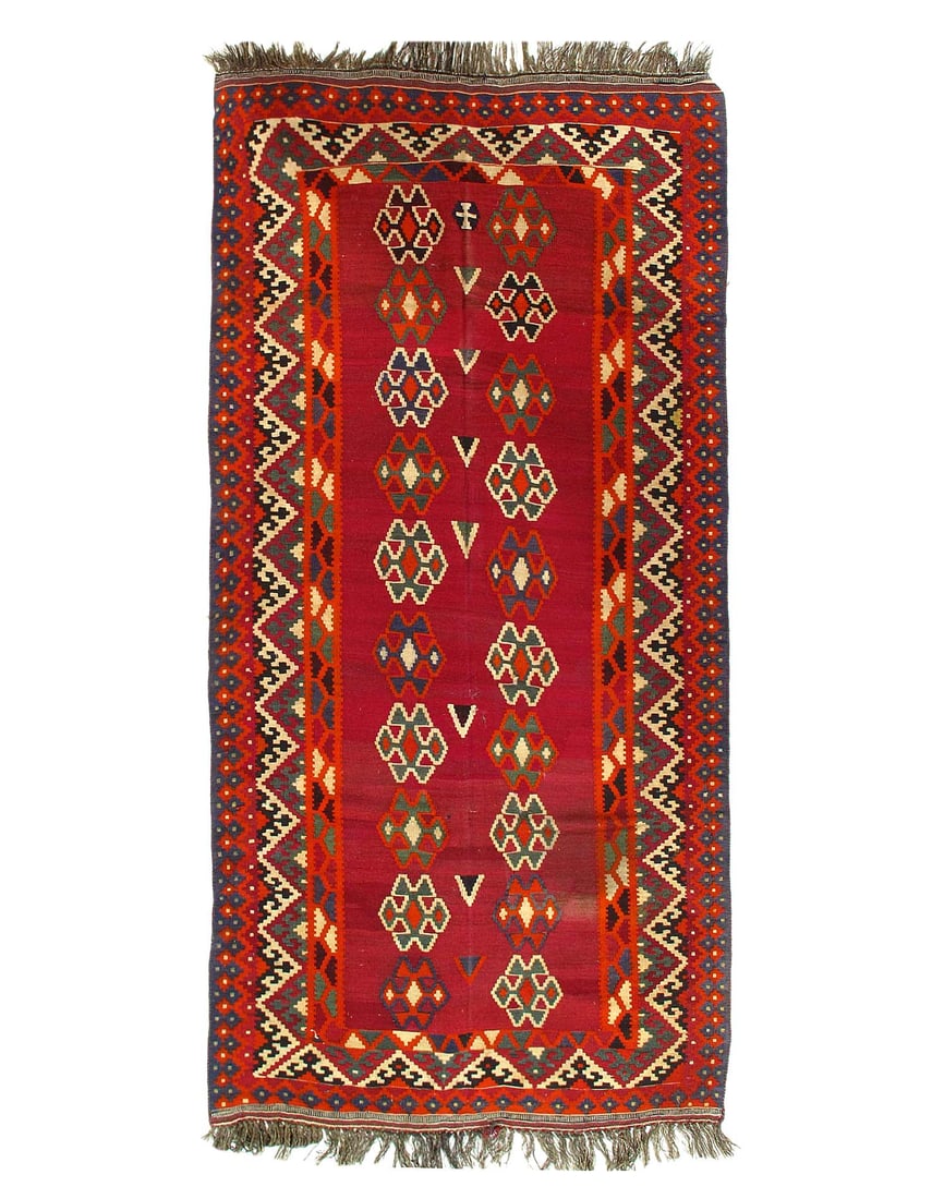 Red Vintage Persian Reversible Kilim Flat Weave 4'9'' X 9'11'': Red Vintage Persian Reversible Kilim Flat Weave 4'9'' X 9'11'' - 1920, Shiraz, Flatweave, Flat Weave, 300 -50186- 862.This item is part of our fine auction collection which includes many fine home acc