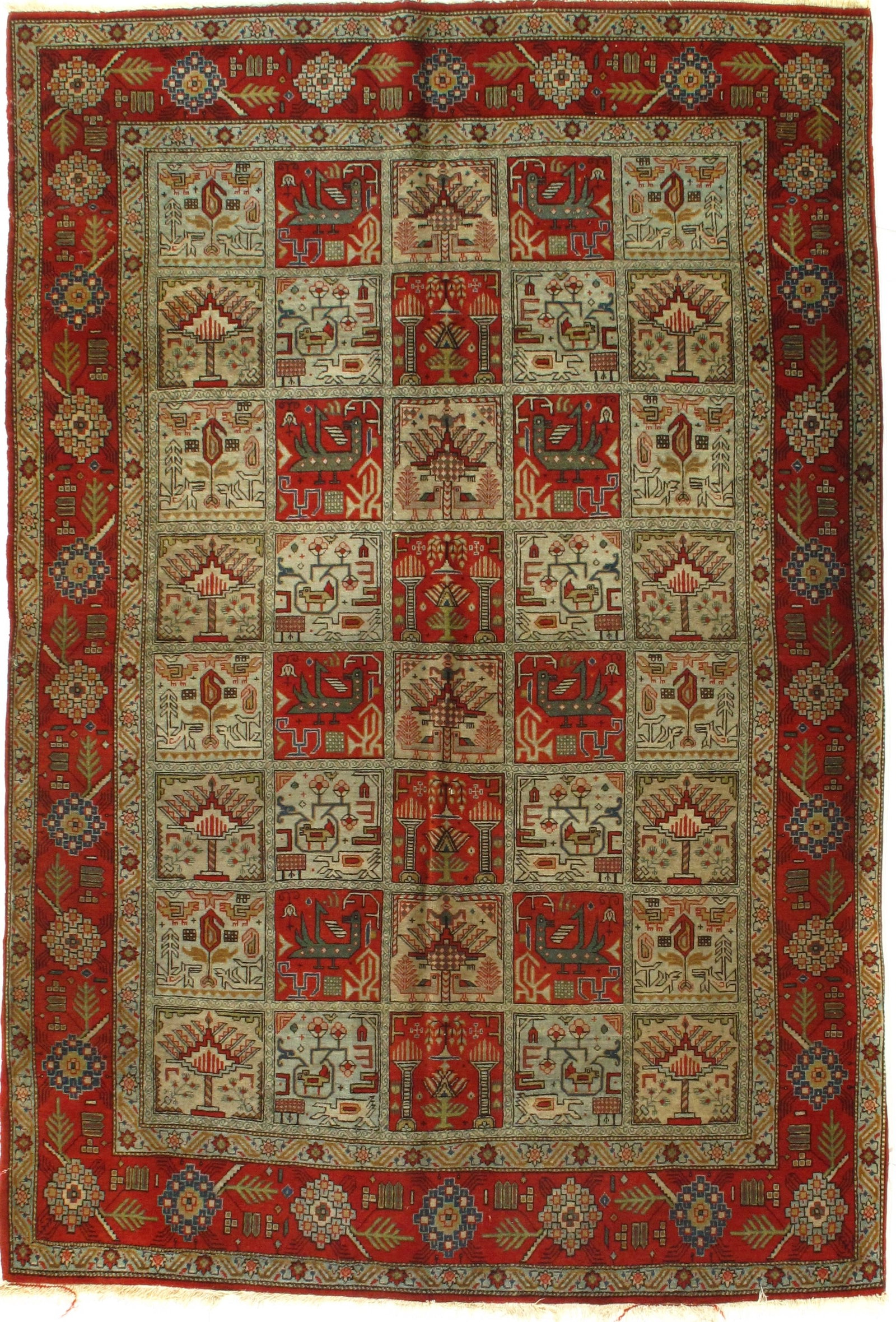 Ivory Persain Qum wool 4' 5 '' X 6' 6'': Ivory Persain Qum wool 4' 5 '' X 6' 6'' - circa 1960, Qum, Hand-Knotted, Wool, 300 -D07079- 862.This item is part of our fine auction collection which includes many fine home accessories including ant