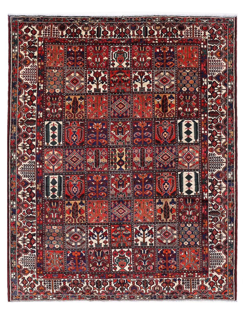 Fine Hand knotted Persian Vintage Bakhtiari 10'4'' X 12'9'': Fine Hand knotted Persian Vintage Bakhtiari 10'4'' X 12'9'' - Circa 1940, Bakhtiari, Hand-Knotted, Lamb's Wool, 300 -D14051- 862.This item is part of our fine auction collection which includes many fi