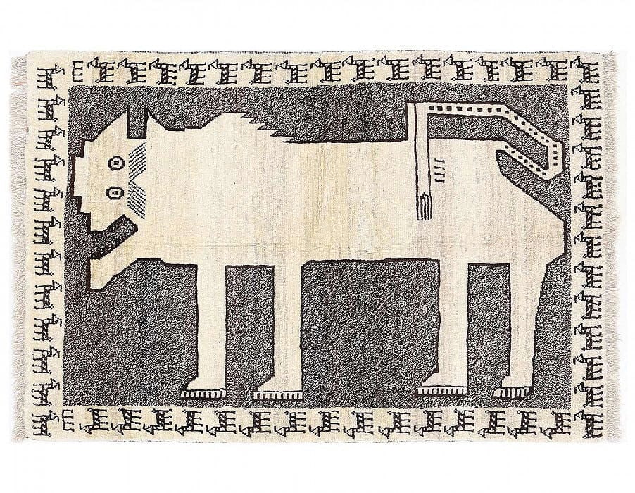 Animal Pictorial lion Hand Knotted Rug 3'5"X 5'1": Animal Pictorial lion Hand Knotted Rug 3'5"X 5'1" - NEW, Shiraz, Hand-Knotted, Lamb's Wool, 300 -D13585- 862.This item is part of our fine auction collection which includes many fine home accessories 