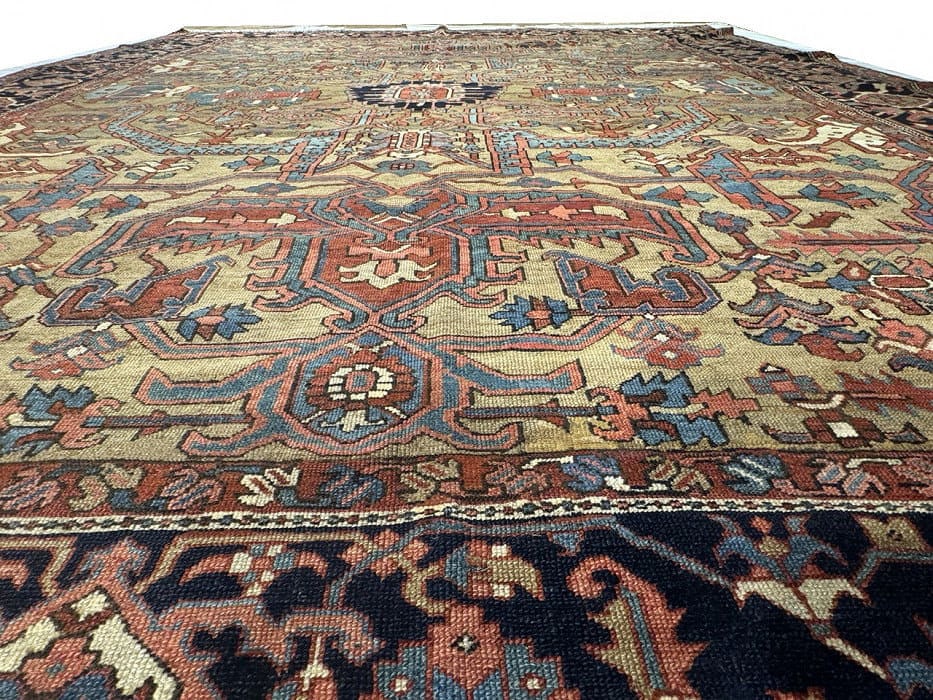 Persian Fine hand knotted Antique Serapi 10'2'' X 11'11'' - 8