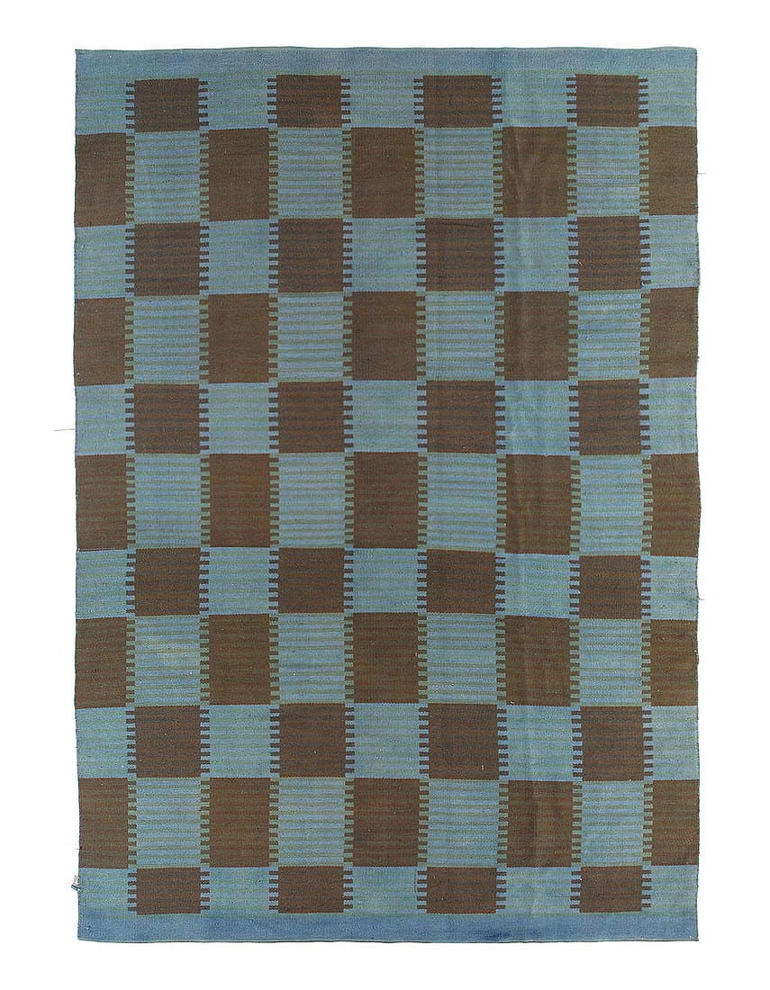 Scandinavian reversible Over Dyed rug 9'2"x 13'5": Scandinavian reversible Over Dyed rug 9'2"x 13'5" - NEW, Scandinavian, Hand-Woven, Lamb's Wool, 300 -26468- 862.This item is part of our fine auction collection which includes many fine home accessori