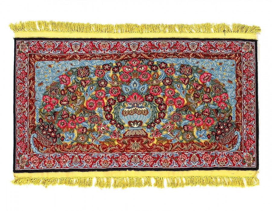 Fine Hand Knotted Persian Silk & wool Metallic Thread Persian Souf Isfahan Rug 1'9"x 3'3": Fine Hand Knotted Persian Silk & wool Metallic Thread Persian Souf Isfahan Rug 1'9"x 3'3" - NEW, Isfahan, Hand-Knotted, Wool & Silk, 300 -D03662- 862.This item is part of our fine auction collection w