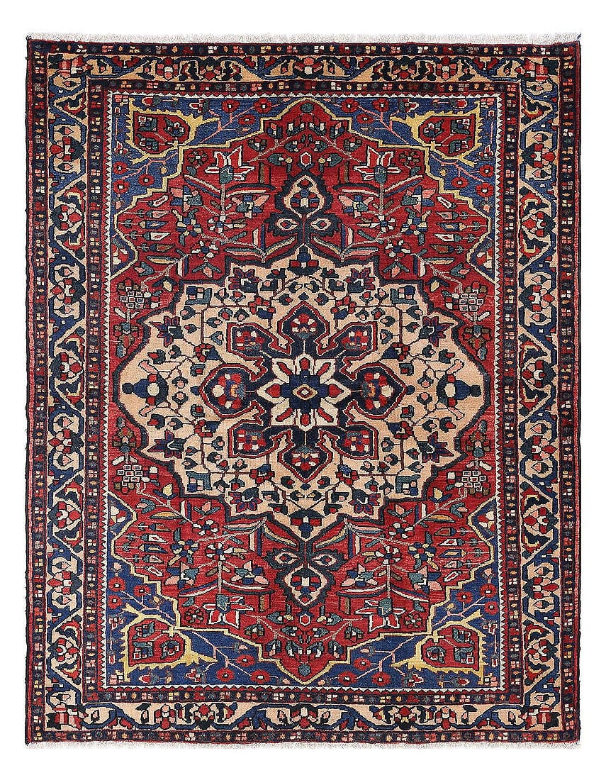 Persian antique bakhtiari rug 5'3"x6'8": Persian antique bakhtiari rug 5'3"x6'8" - circa 1930, Bakhtiari, Hand-Knotted, Lamb's Wool, 300 -D14006- 862.This item is part of our fine auction collection which includes many fine home accessories 