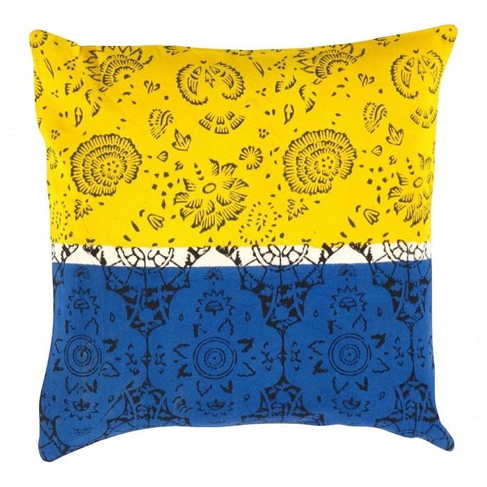 Hand-Made Gloria Collection Pillows 16": Hand-Made Gloria Collection Pillows 16" - New, Casual, Hand-made, Cotton, 300 -GL 11- 862.This item is part of our fine auction collection which includes many fine home accessories including antique r