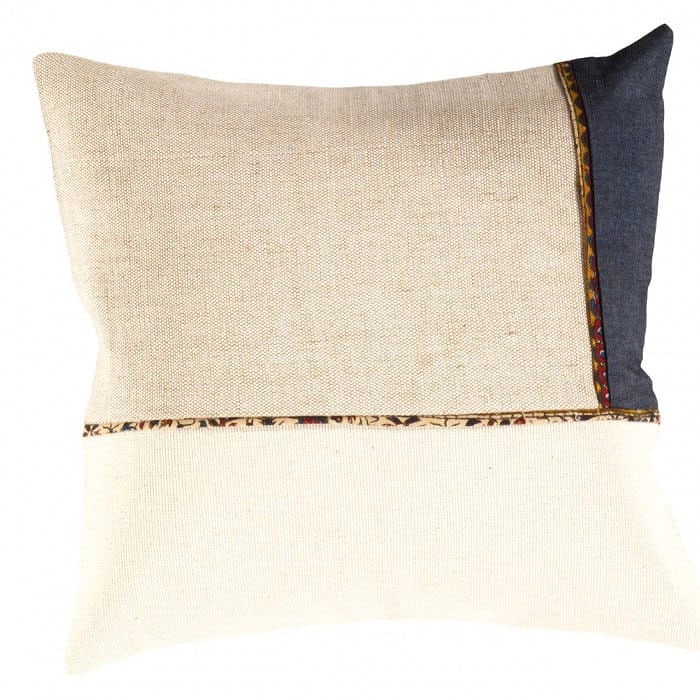 Hand-Made Gloria Collection Pillows 16'': Hand-Made Gloria Collection Pillows 16'' - New, Casual, Hand-made, Cotton, 300 -GL 22 A- 862.This item is part of our fine auction collection which includes many fine home accessories including antiqu