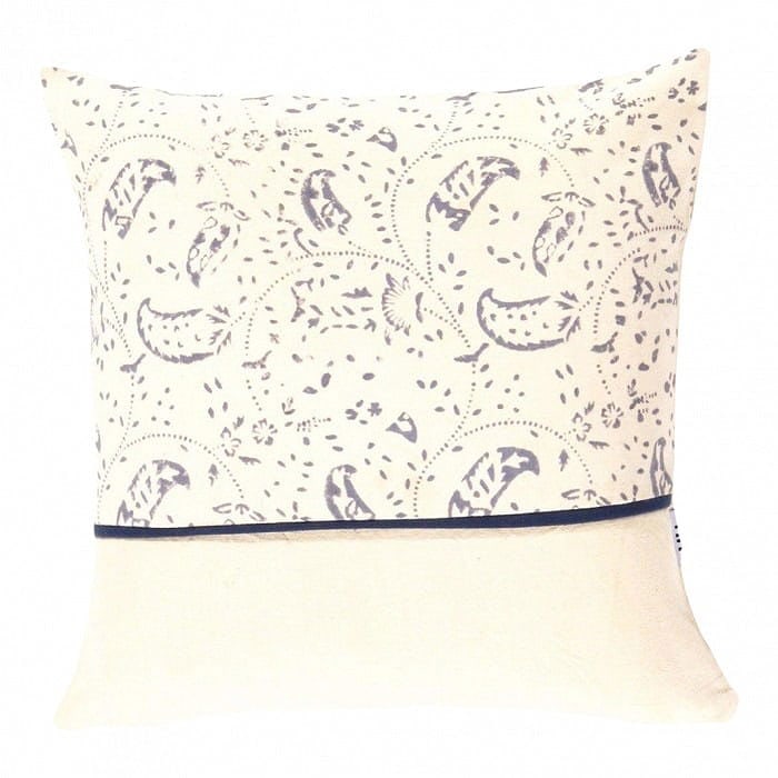 Hand-Made Gloria Collection Pillows 16": Hand-Made Gloria Collection Pillows 16" - New, Casual, Hand-made, Cotton, 300 -GL 8- 862.This item is part of our fine auction collection which includes many fine home accessories including antique ru