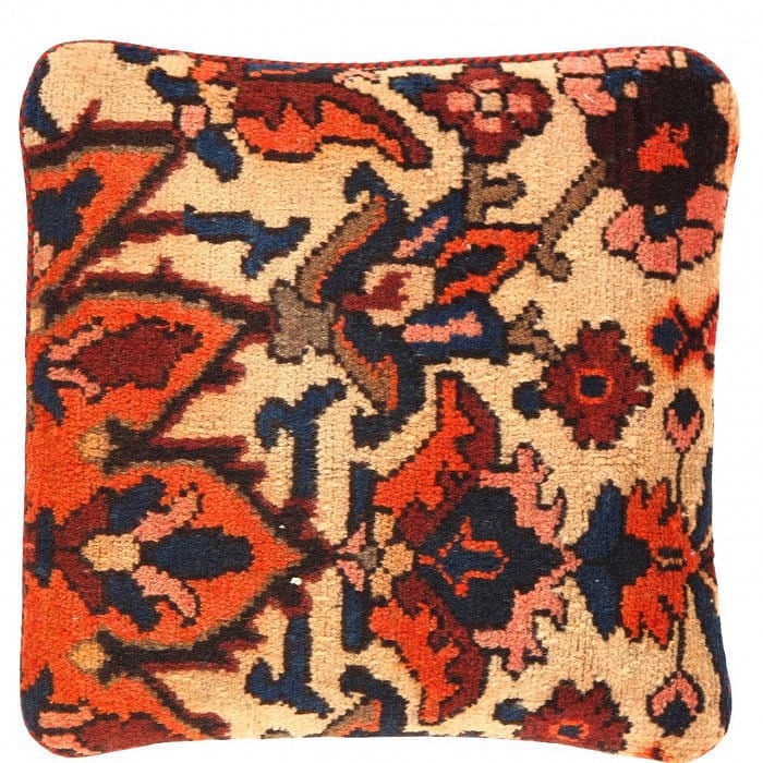 Pasargad Vintage Hand Knotted Farahan Rug Pillow 20": Pasargad Vintage Hand Knotted Farahan Rug Pillow 20" - N/A, Farahan, Hand-Woven, Lamb's Wool, 300 -K 252- 862.This item is part of our fine auction collection which includes many fine home accessories