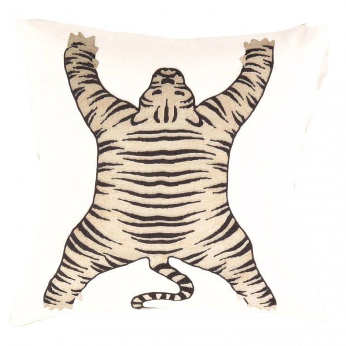Pasargad Turkish Fine Silk tiger Pillow 16": Pasargad Turkish Fine Silk tiger Pillow 16" - New, Animal, Hand-made, Pure Silk, 300 -pps30- 862.This item is part of our fine auction collection which includes many fine home accessories including an
