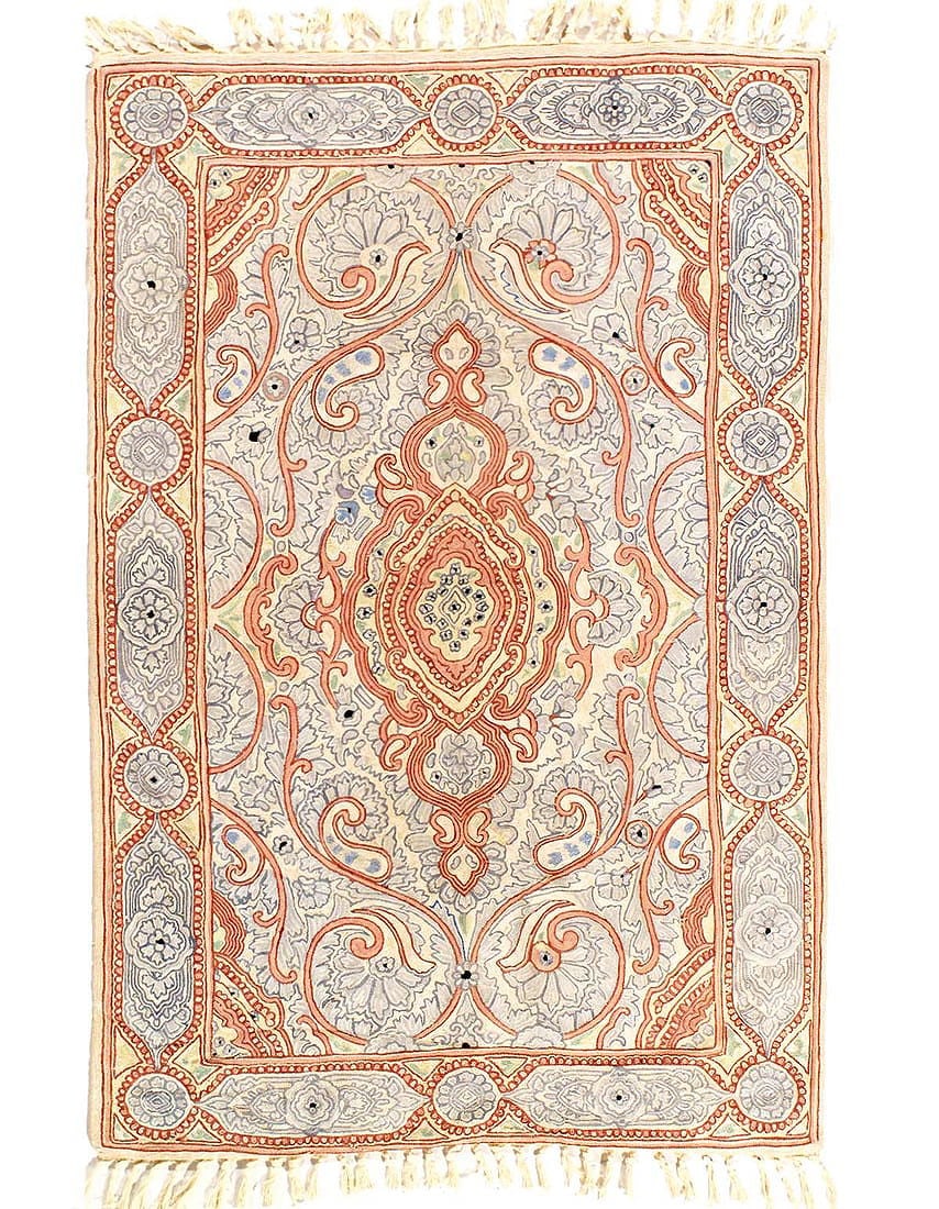 Fine Flat Weave Chinese Aubusson 3'X 4'6": Fine Flat Weave Chinese Aubusson 3'X 4'6" - CIRCA 1960, Aubusson, Hand-Woven, Lamb's Wool, 300 -D15097- 862.This item is part of our fine auction collection which includes many fine home accessories i