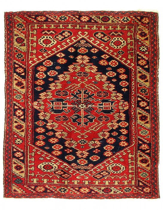 Fine Hand Knotted Turkish vintage serapi 3'x 3'7": Fine Hand Knotted Turkish vintage serapi 3'x 3'7" - CIRCA 1940, Turkish, Hand-Knotted, Lamb's Wool, 300 -D09277- 862.This item is part of our fine auction collection which includes many fine home acce