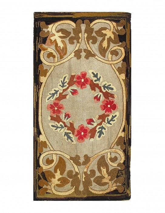 ANTIQUE AMERICAN HOOKED RUG 2'7'' X 4'11'' (1 of 4)
