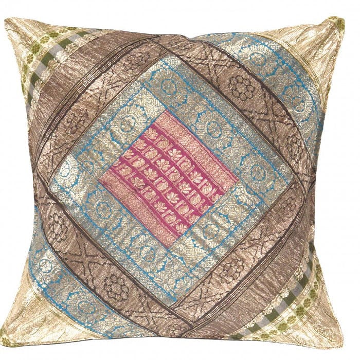 Vintage Sari silk Square Pillow Case 16 ": Vintage Sari silk Square Pillow Case 16 " - N/A, Traditional, Hand-Woven, sari Silk, 300 -PSS 158- 862.This item is part of our fine auction collection which includes many fine home accessories includ