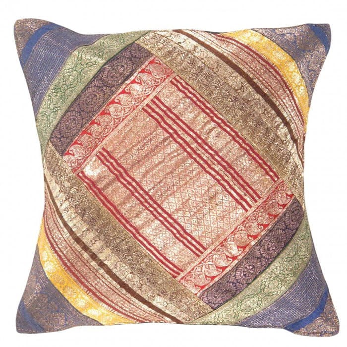 Vintage Sari silk Square Pillow Case 16 ": Vintage Sari silk Square Pillow Case 16 " - N/A, Traditional, Hand-Woven, sari Silk, 300 -PSS 115- 862.This item is part of our fine auction collection which includes many fine home accessories includ