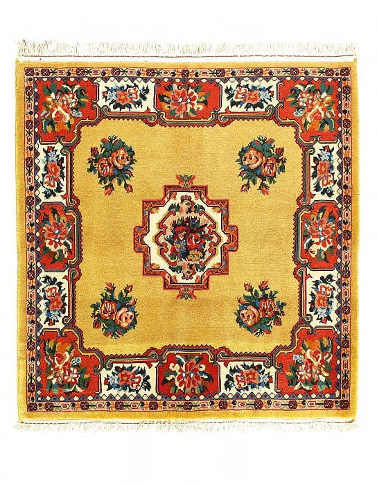 Gold Persian Bakhtiari Square 4' 5'' X 4' 5'': Gold Persian Bakhtiari Square 4' 5'' X 4' 5'' - New, Bakhtiari, Hand-Knotted, Lamb's Wool, 300 -D05177- 862.This item is part of our fine auction collection which includes many fine home accessories i