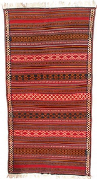 Peach Antique Persian Shiraz Kilim 5'2" X 10'1": Peach Antique Persian Shiraz Kilim 5'2" X 10'1" - circa 1960, Seneh Klim, Hand-Woven, Wool, 300 -14415- 862.This item is part of our fine auction collection which includes many fine home accessories i