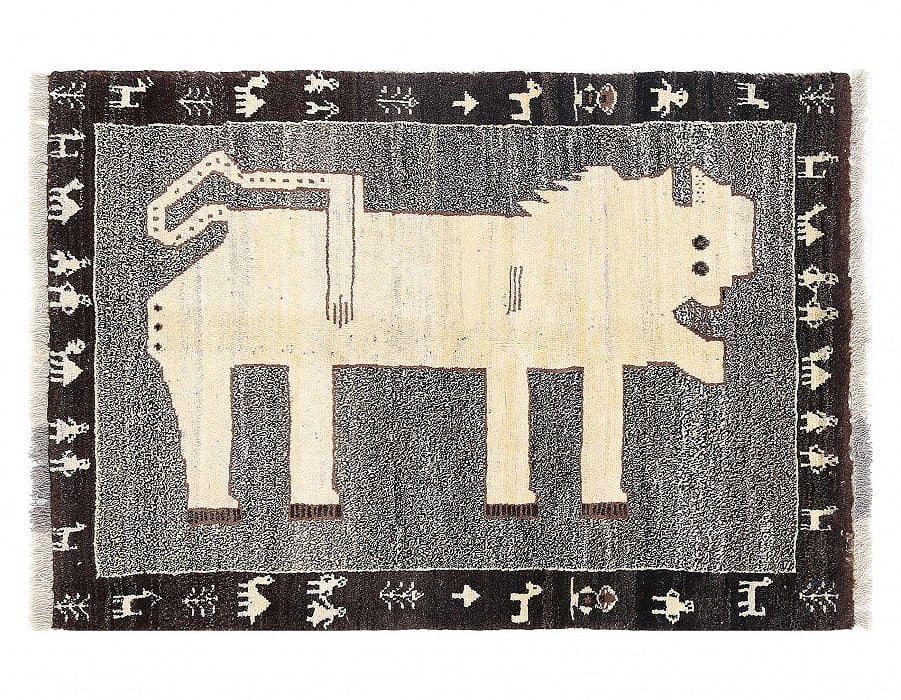 Distinctive Majestic Persian Lion rug 3'5'' X 5': Distinctive Majestic Persian Lion rug 3'5'' X 5' - New, Shiraz, Hand-Knotted, Lamb's Wool, 300 -D13413- 862.This item is part of our fine auction collection which includes many fine home accessories i