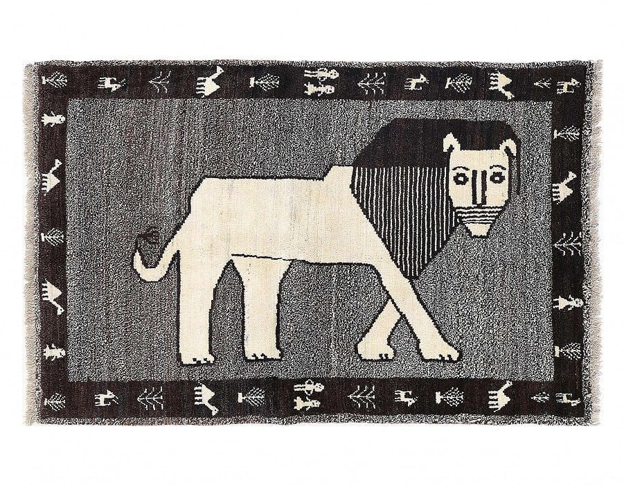 Fine Hand knotted Persian Shiraz rug 3'5'' X 6'5'': Fine Hand knotted Persian Shiraz rug 3'5'' X 6'5'' - New, Shiraz, Hand-Knotted, Lamb's Wool, 300 -D13442- 862.This item is part of our fine auction collection which includes many fine home accessories