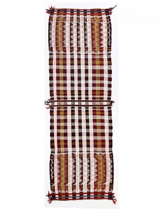 Fine Hand woven Flat Weave vintage Sumak 2'8"X 8'2": Fine Hand woven Flat Weave vintage Sumak 2'8"X 8'2" - CIRCA 1960, Sumak, Hand-Woven, Lamb's Wool, 300 -D14058- 862.This item is part of our fine auction collection which includes many fine home access