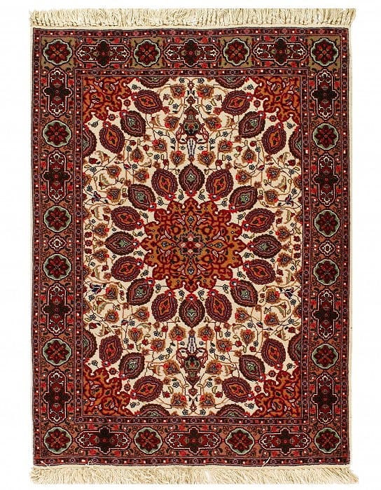 Ivory Persian Tabriz 3' X 5': Ivory Persian Tabriz 3' X 5' - circa 1990, Tabriz, Hand-Knotted, Lamb's Wool, 300 -13118- 862.This item is part of our fine auction collection which includes many fine home accessories including antiq