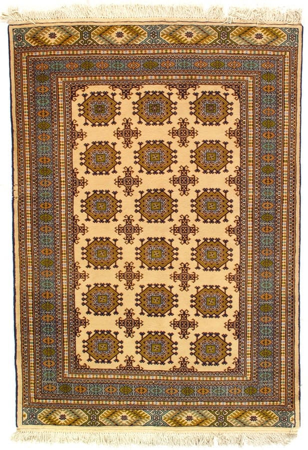 Fine Hand knotted Vintage Turkman size 5'3"X 6'5": Fine Hand knotted Vintage Turkman size 5'3"X 6'5" - circa 1970, Turkaman, Hand-Knotted, Lamb's Wool, 300 -52206- 862.This item is part of our fine auction collection which includes many fine home acce