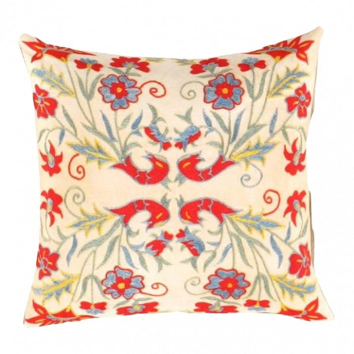 Turkish Suzani Design pillow 20"x20": Turkish Suzani Design pillow 20"x20" - New, Suzani, Handmade , Pure Silk, 300 -TSP 304M- 862.This item is part of our fine auction collection which includes many fine home accessories including antiqu