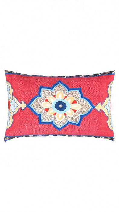 Turkish Fine Silk tiger Pillow 16"X24": Turkish Fine Silk tiger Pillow 16"X24" - New, Casual, Handmade , Pure Silk, 300 -PPS 38R- 862.This item is part of our fine auction collection which includes many fine home accessories including antiq