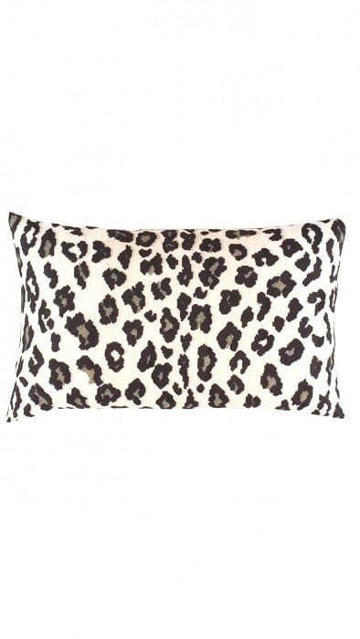 Decorative Pure Silk Turkish Pillow 16"x24": Decorative Pure Silk Turkish Pillow 16"x24" - New, Animal, Handmade , Pure Silk, 300 -PPS 19R- 862.This item is part of our fine auction collection which includes many fine home accessories including 