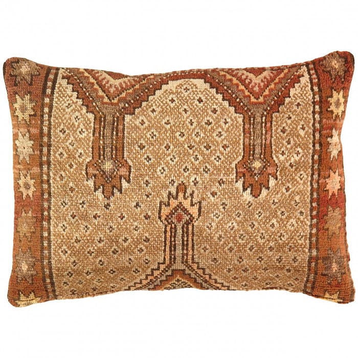 Vintage Turkish Pasargad Hand Knotted Pillow 20'' X 27'': Vintage Turkish Pasargad Hand Knotted Pillow 20'' X 27'' - New, Turkish, Hand-made, Lamb's Wool, 300 -K 212- 862.This item is part of our fine auction collection which includes many fine home accessor