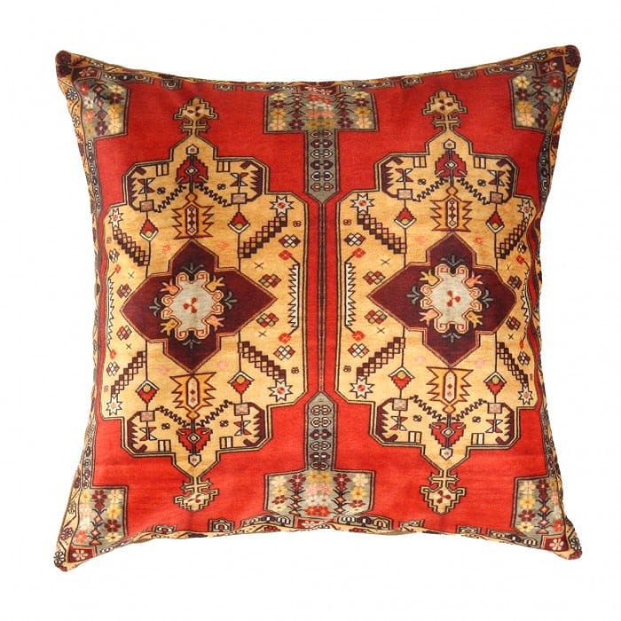 Traditional Velvet Pillow 16' X 16' (1 of 3)