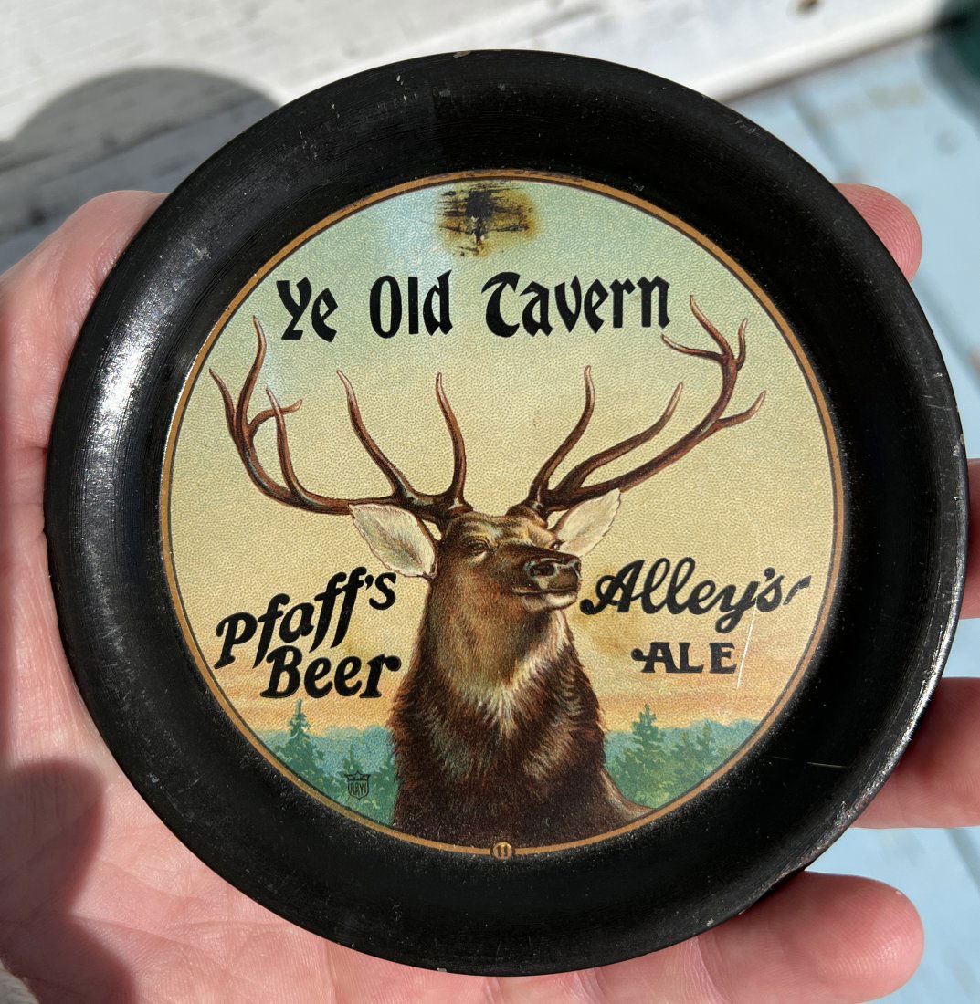 Ye Old Tavern Brewery Pfaff's Beer Alley's Ale  Advertising Tip Tray (1 of 8)
