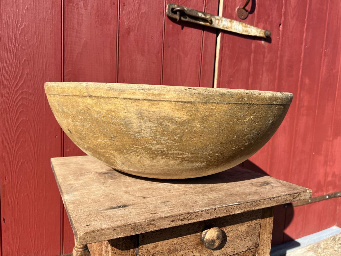 Large Mustard Painted Wooden Bowl Country Farmhouse Find (1 of 11)