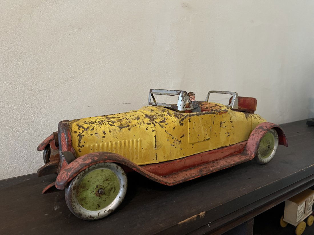 Yellow Painted Roadster Metal Car Toy Wind Up or Friction (1 of 11)