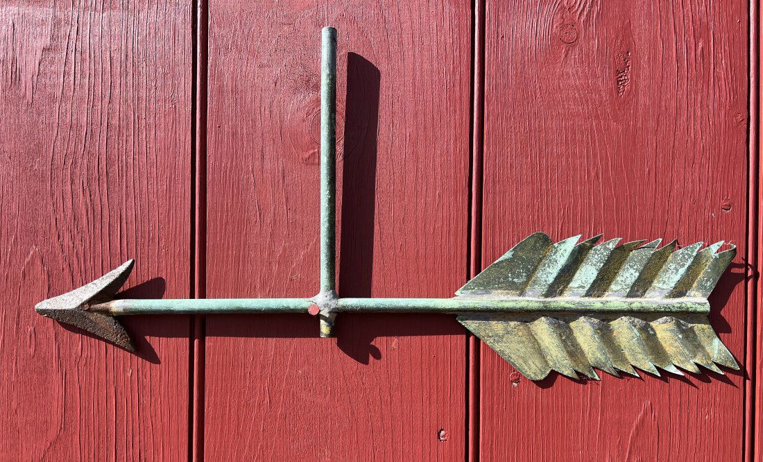 Antique Arrow Weathervane w Nice Patina Surface (1 of 6)