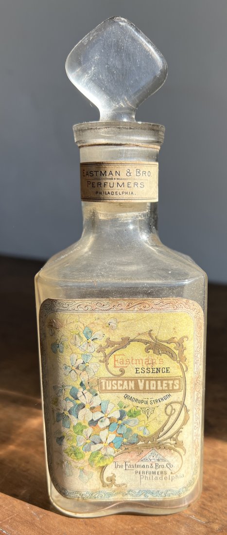 Eatman's Tuscan Perfume Violets Antique Bottle Phillidelphia (1 of 7)