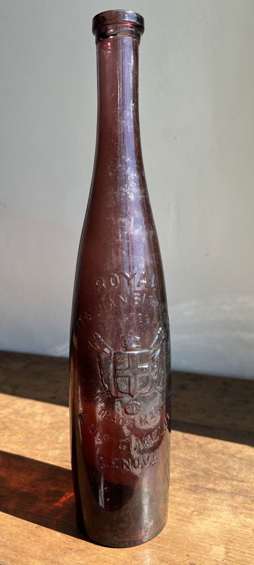 Royal Italian Bitters Tall Antique Bottle A. M. F. Gianelli Genova (1 of 14)