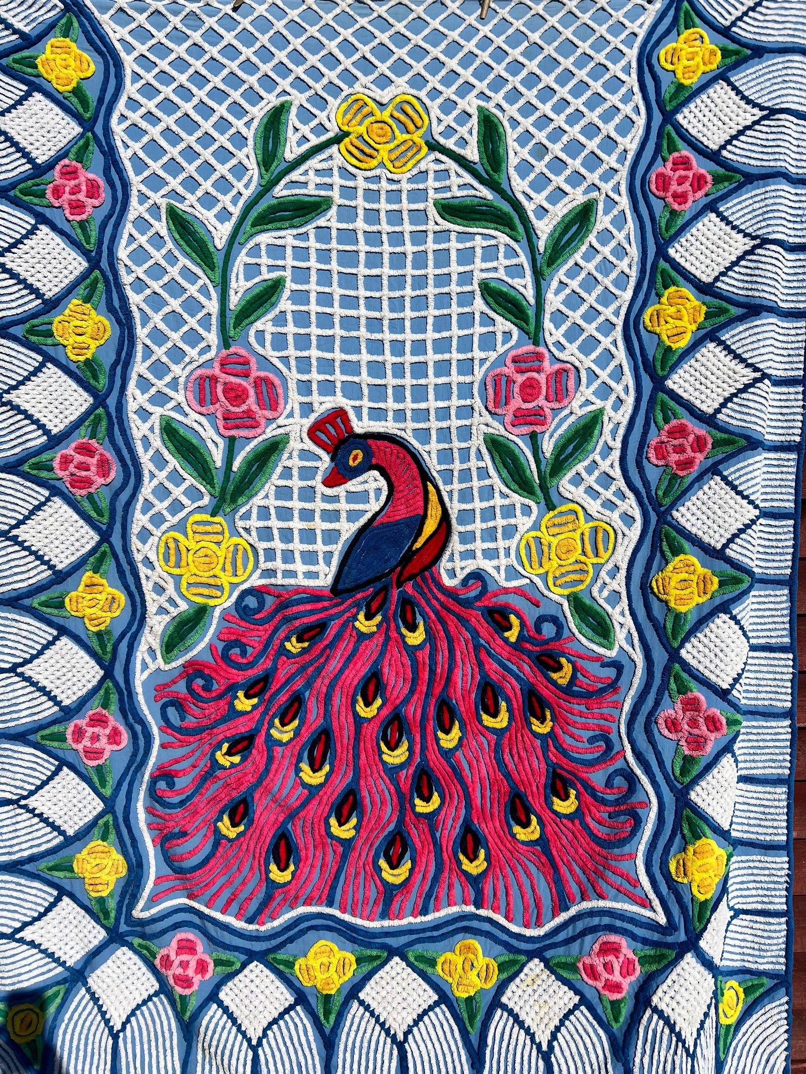 1950's Peacock Bedspread Chenille Bed Cover Quilt (1 of 13)