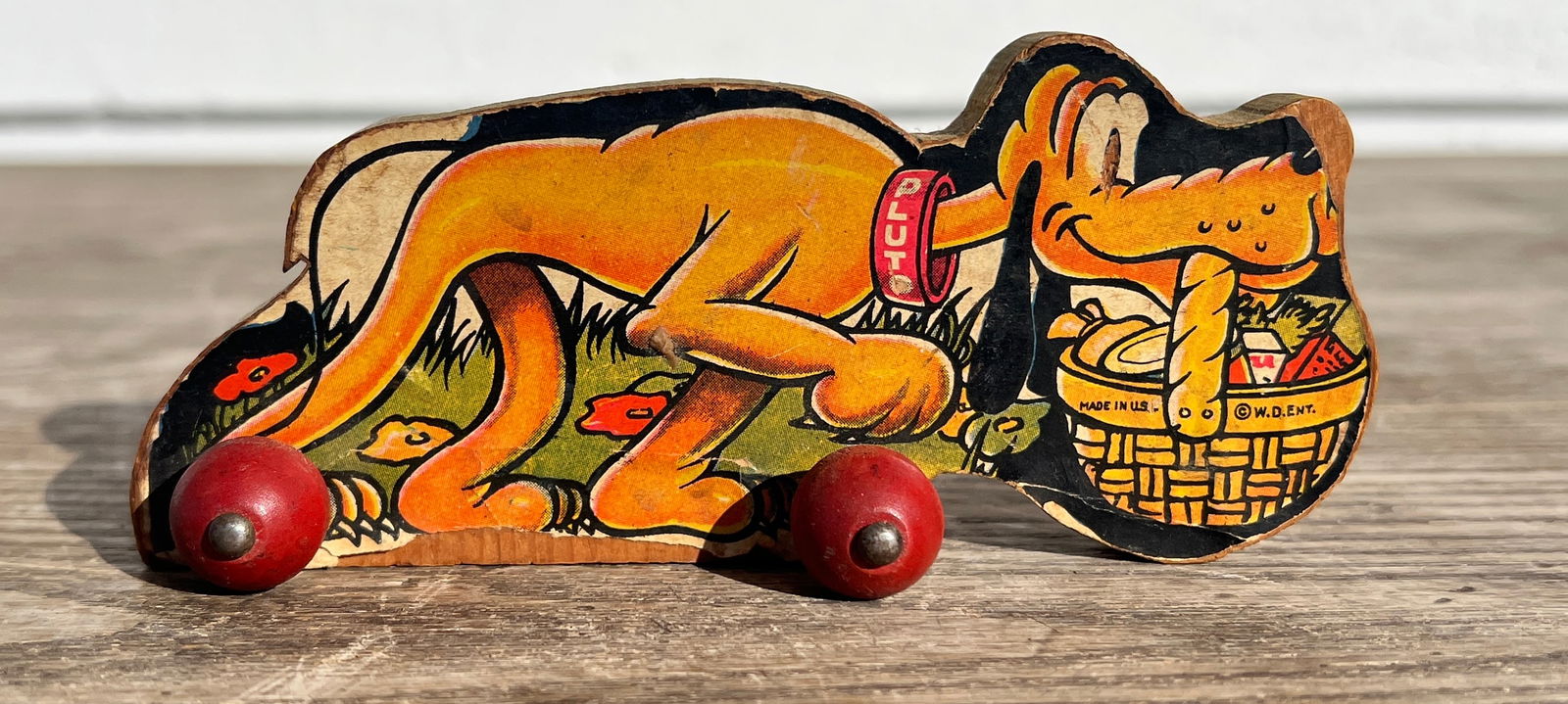 Walt Disney Enterprises Fisher Price Pluto Pull Toy (1 of 3)