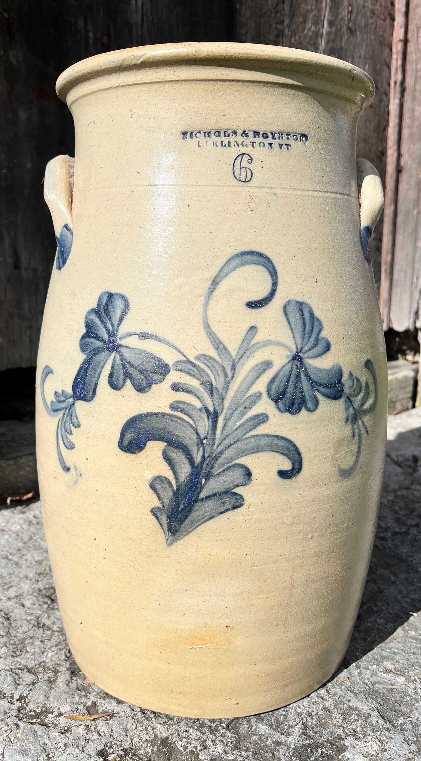 Burlington Vermont Butter Churn Crock Blue Decorated Stoneware (1 of 12)