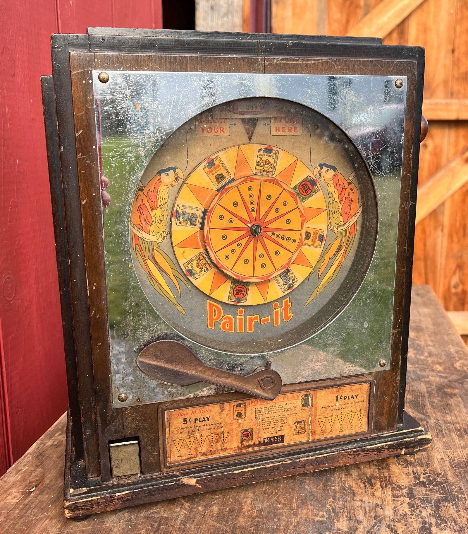 Pair-it 5 Cent Cigarette Novelty Trade Stimulator Gambling Art Deco GumBall Machine (1 of 15)