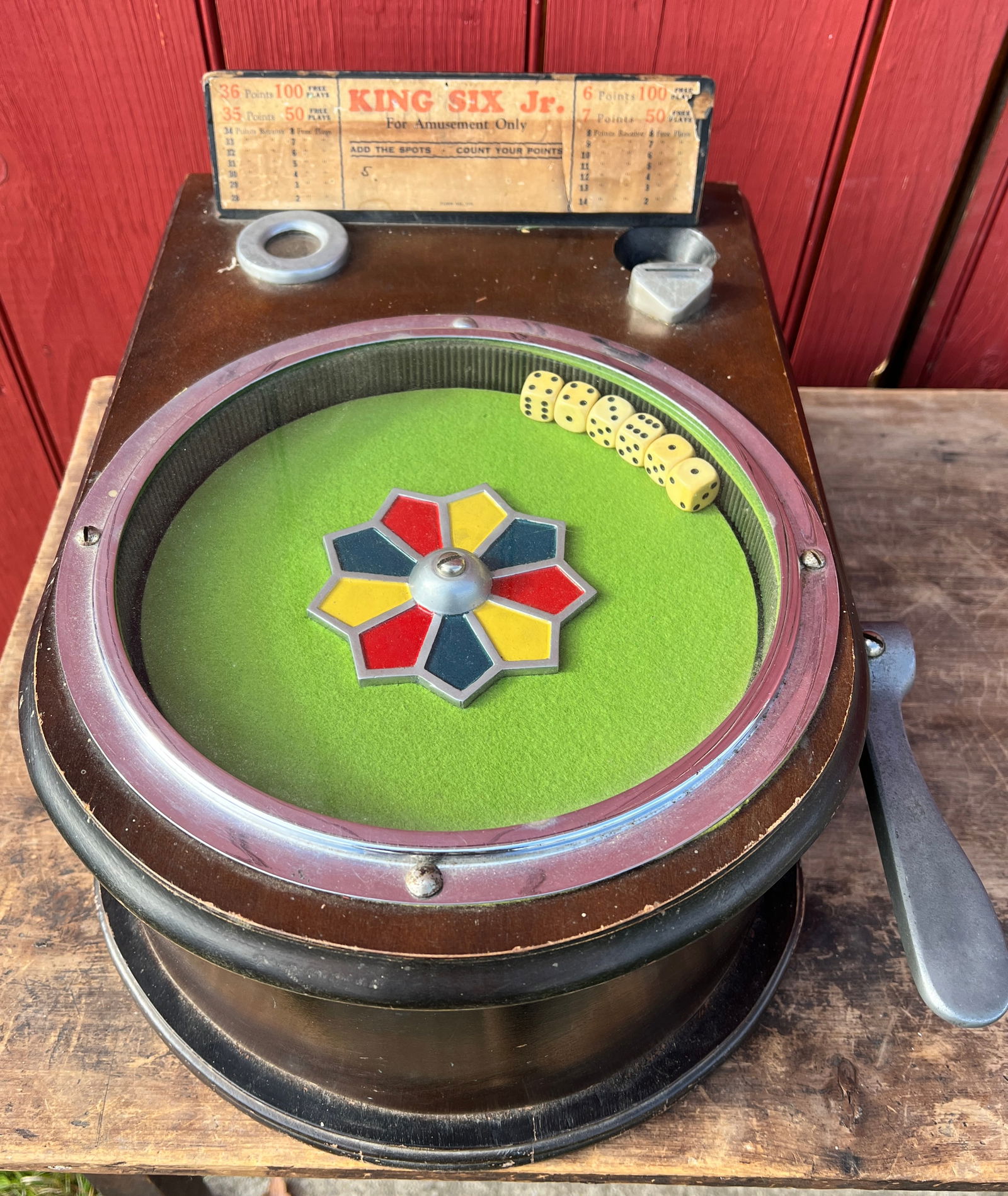 King Six Jr Amusement Arcade Stimulator Gambling Wheel Machine Dice Game: This I do believe is a Rare Gambling Wheel Dice Game. Comes w/ coins and have keys and one lock is jammed and cant get it to open. Looks like it might need some tinkering to get to work as I do believ