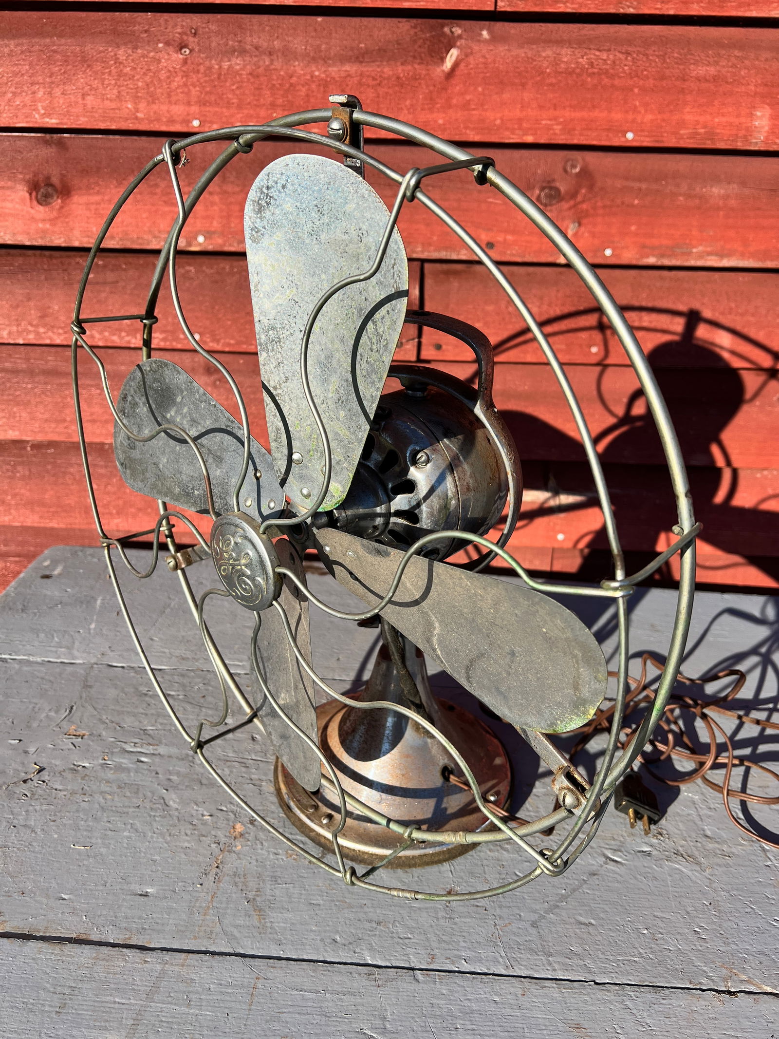 Antique GE General Electric Oscillating Adjustable Chrome Fan Large (1 of 9)