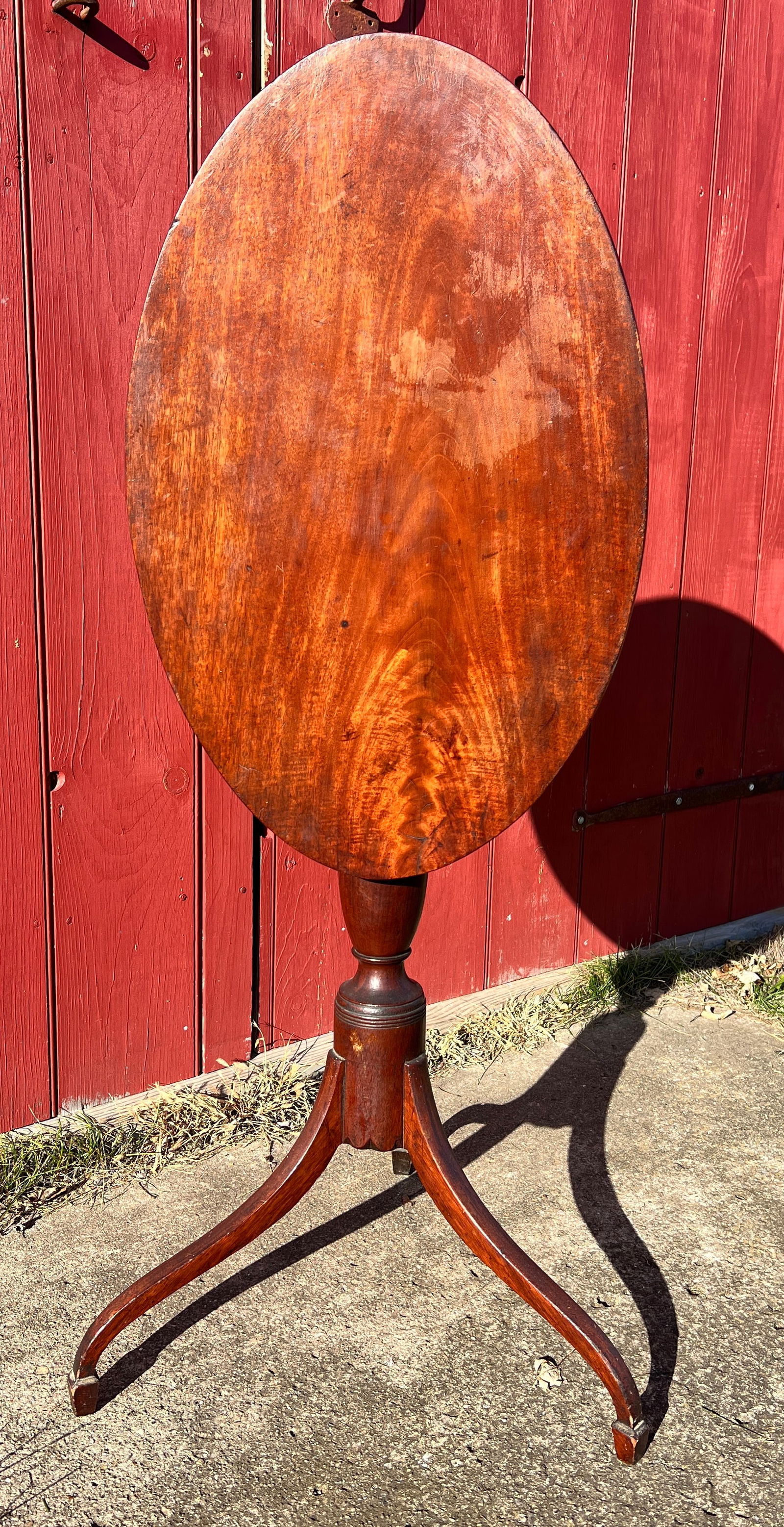 Antique Federal Tilt Top Mahagany Candle Stand (1 of 10)