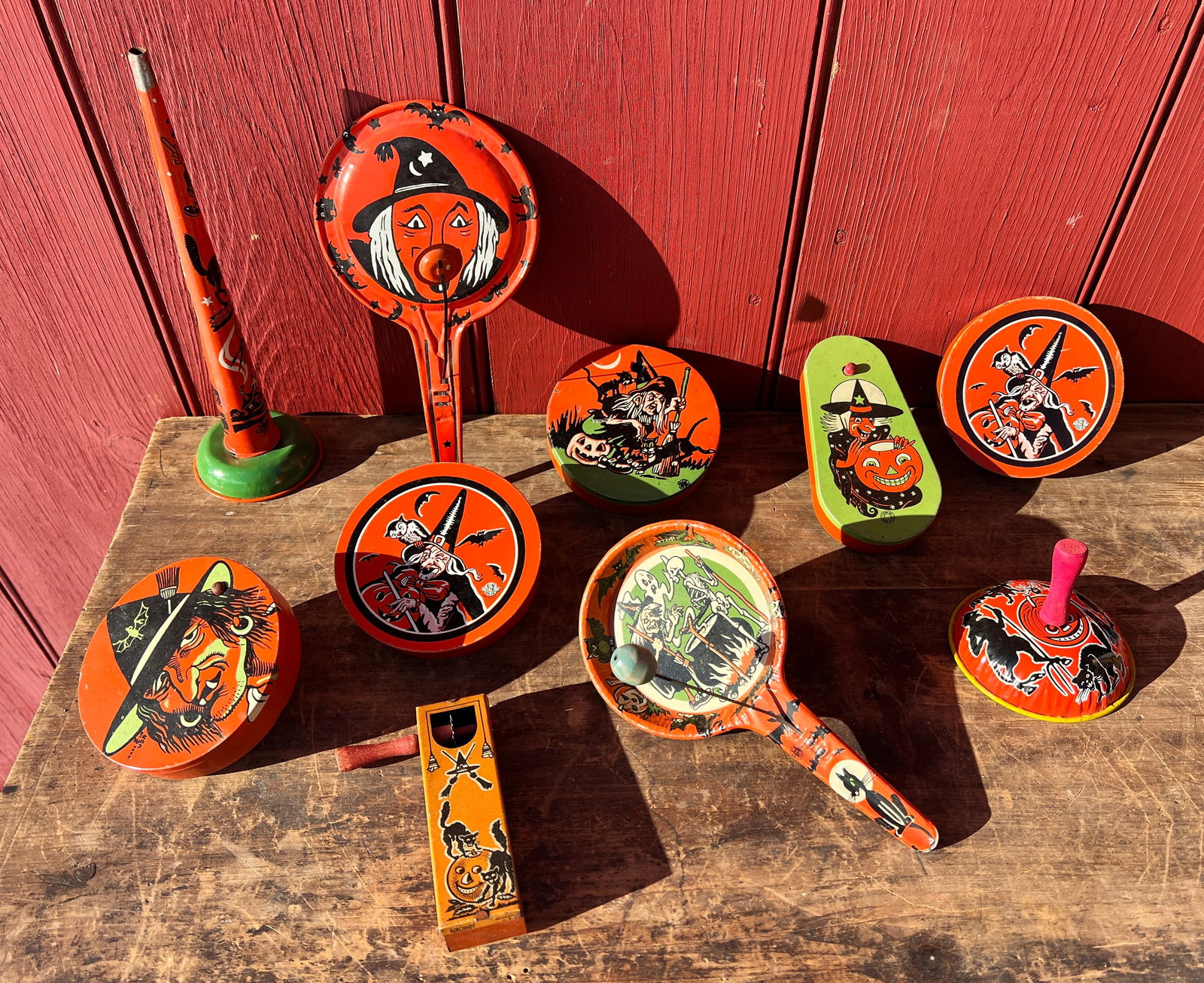 10 Vintage Halloween Noise Toy Makers Black Cats and Witches (1 of 5)